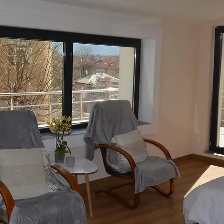 Artistic Loft With Amazing View, Mrenicov *