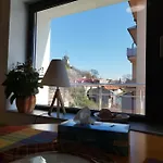 Artistic Loft Panoramic View Center Апартаменты *