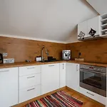 Artistic Loft Panoramic View Center Апартаменты