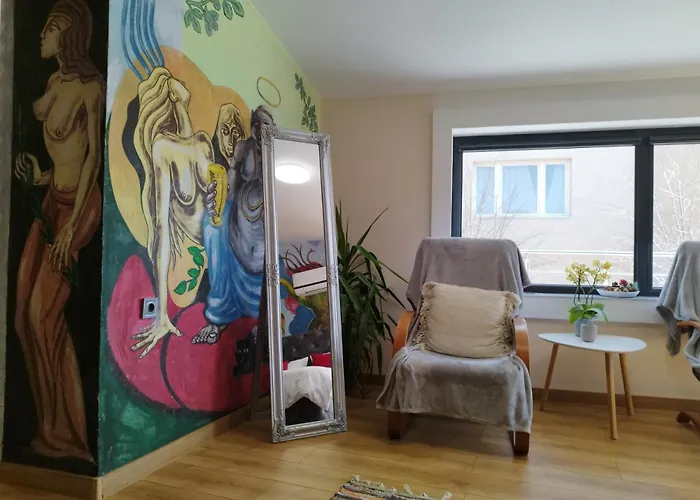 Artistic Loft Panoramic View Top Center 公寓