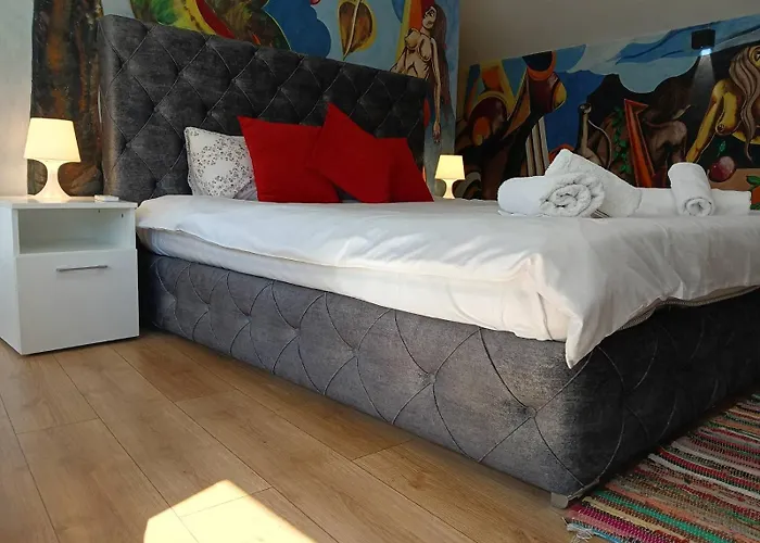 Artistic Loft Panoramic View Top Center * 普罗夫迪夫